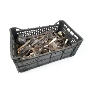 Box of unsorted cutlery, partly plated