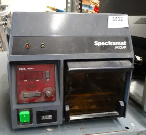 1 appareil de photopolymérisation