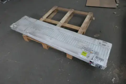 KERMI - Flat radiator FTV type 12, 400 x 1800 mm, X2 valve left, on pallet