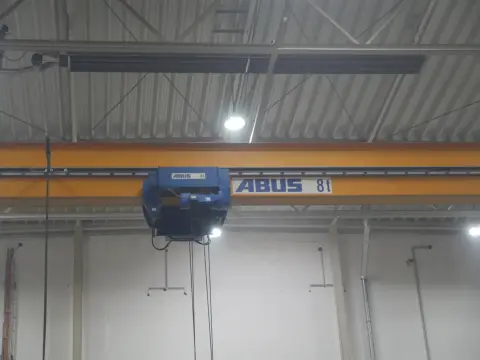 Pont roulant à poutre unique (libération ultérieure : 16.12.26) Abus