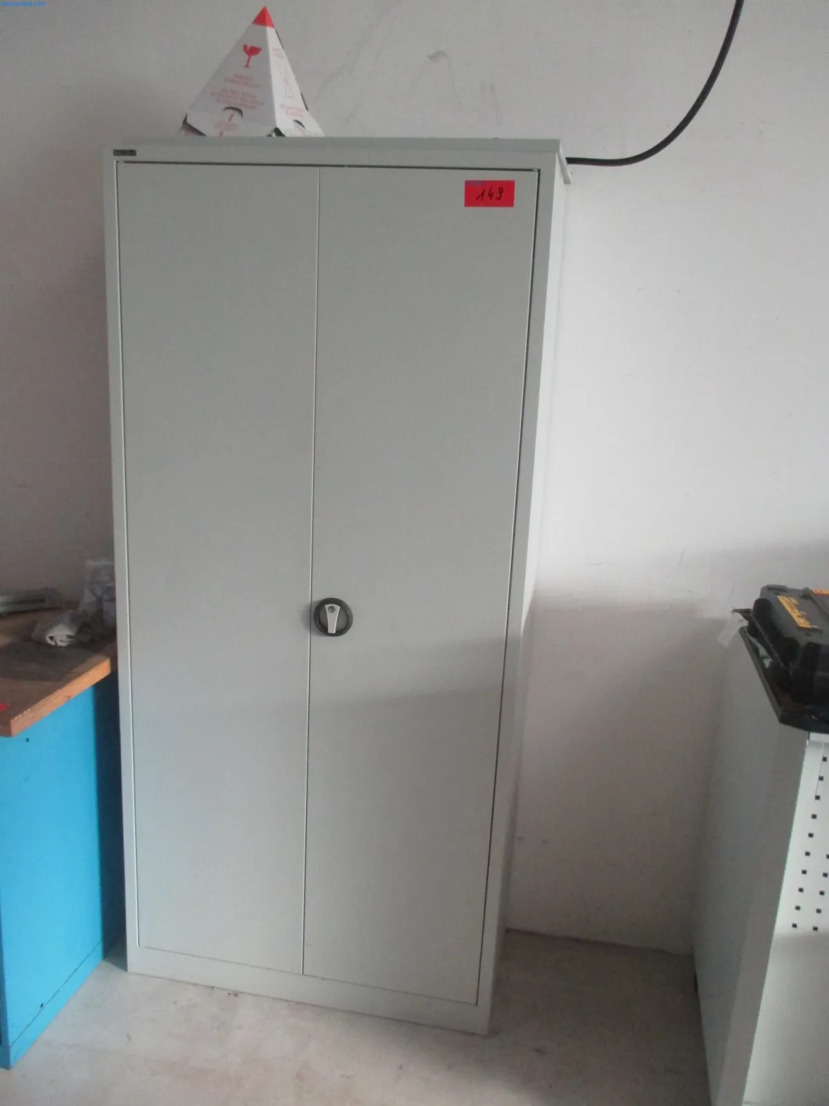 Metalen kast Delta-V