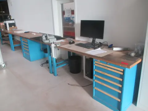 2 werkbanken Lista