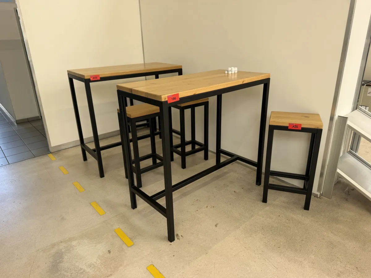 2 high tables