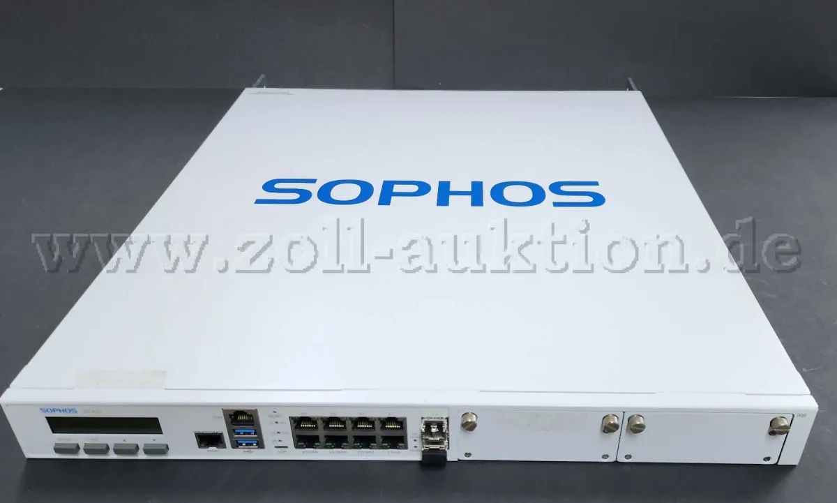1 Sophos SG430 Firewall incl. rackrails incl. 2x transceivers