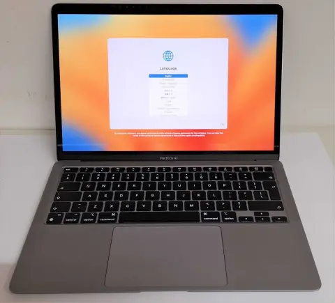 1 Apple MacBook Air A2337 M1 13,3" (env. 33,74 cm), produit d'origine