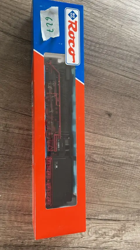 Locomotive à vapeur (Roco)