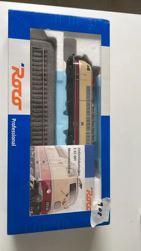 Locomotive électrique (Roco)