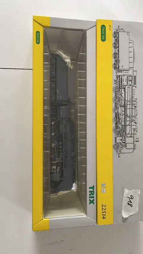Locomotive à vapeur (Trix)