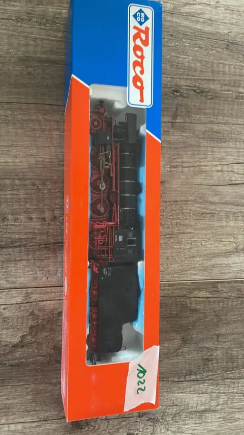 Locomotive à vapeur (Roco)