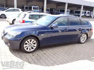 Voiture BMW 525d Touring type 560L