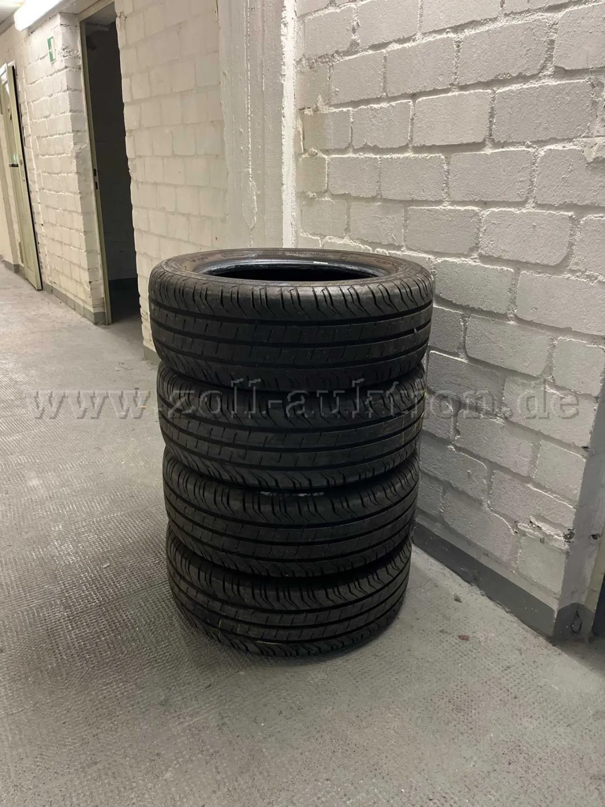 4 opony letnie Continental ContiVanContact 200 225/55 R17C 109/107H