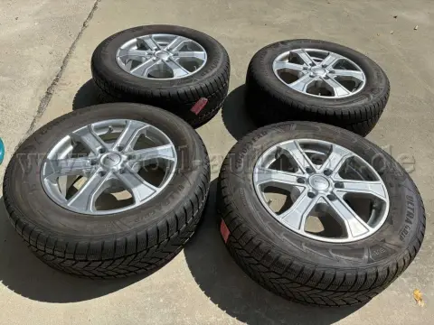 4 winter complete wheels Goodyear UltraGrip Performance SUV 265/60R18 114H