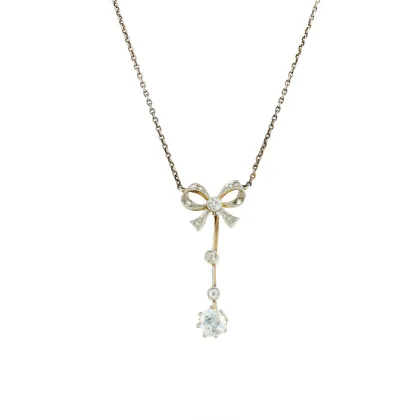 Collier négligé en diamant