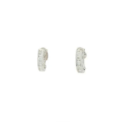 Clips d'oreilles diamants