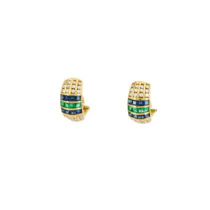 Bijoux d'oreille en pierres de couleur et diamants