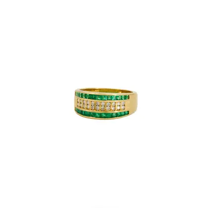 Bague pierre de couleur et diamants