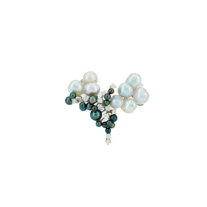 Parel en diamant broche