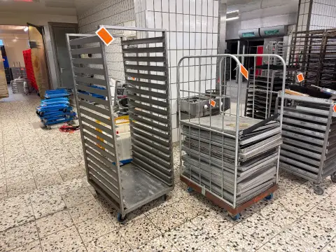 Wózek transportowy ze stali nierdzewnej
