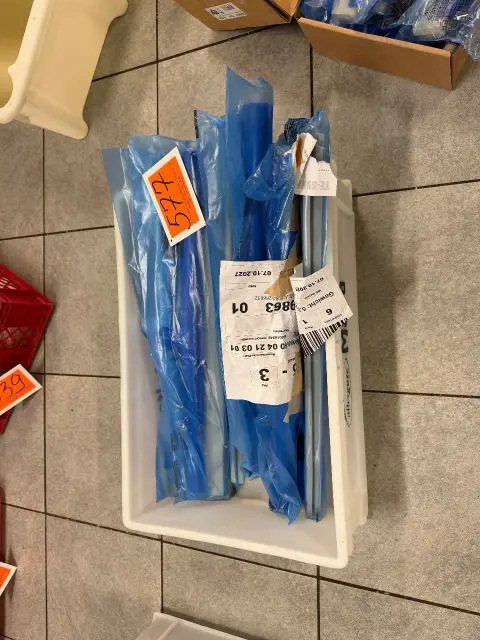Korb mit div. Abziehern