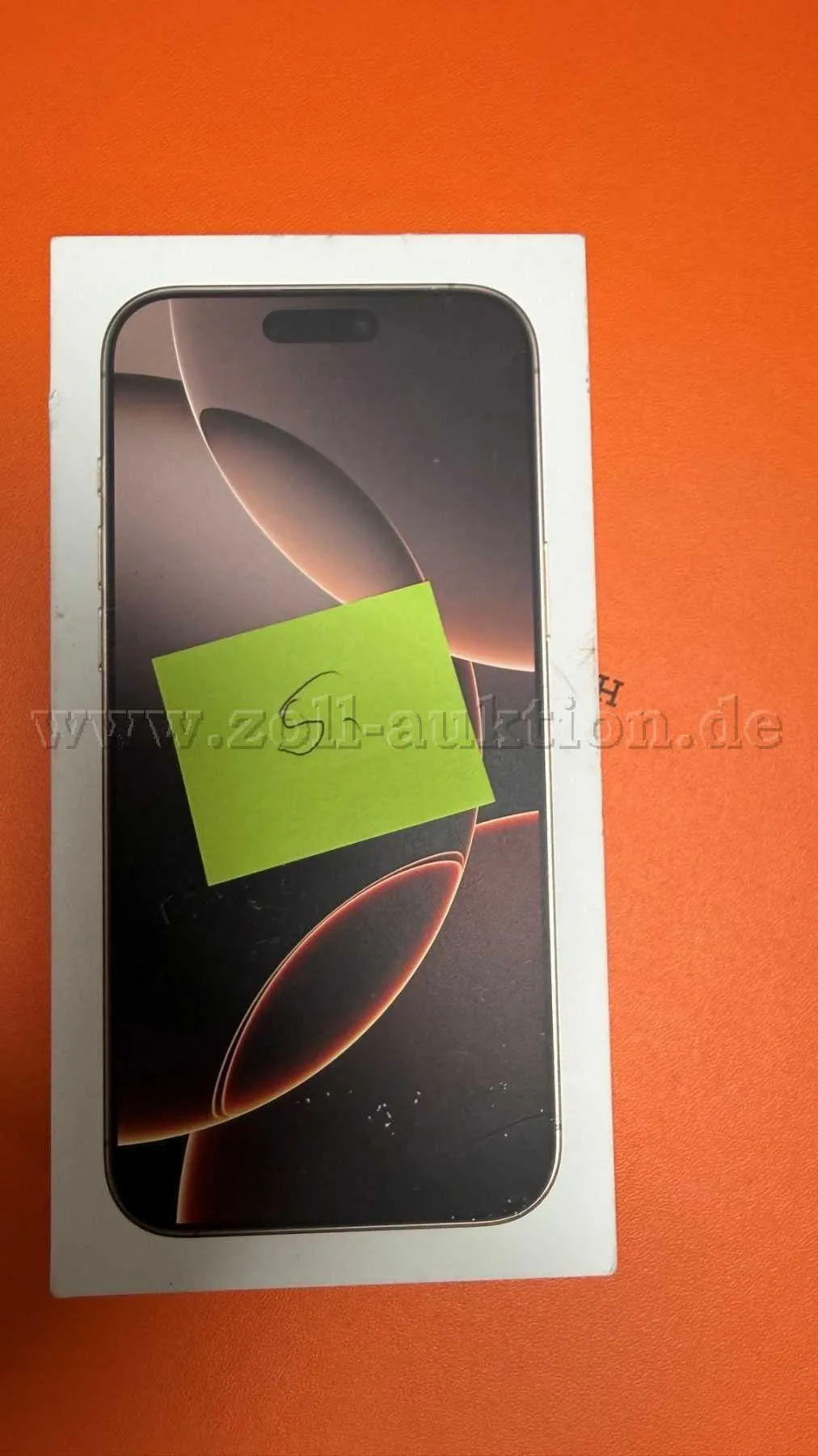 1 smartphone Apple iPhone 16 Pro Max 512 Go couleur Desert Titanium