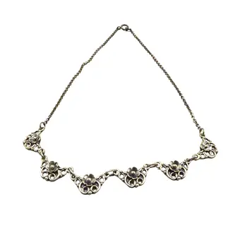 Collier van 835 zilver.
