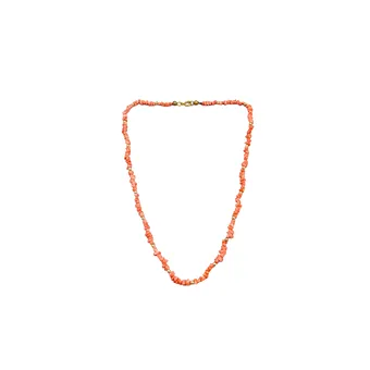 Collana di corallo con perle intermedie.