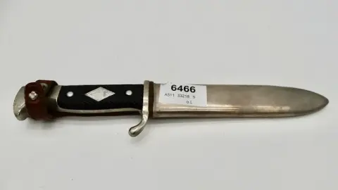 1 scout knife