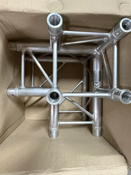 Alutruss Quadlock 6082