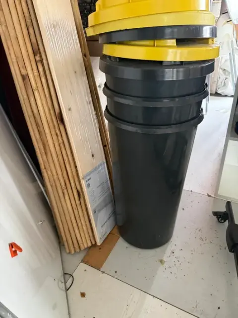 Waste bins / recycling containers