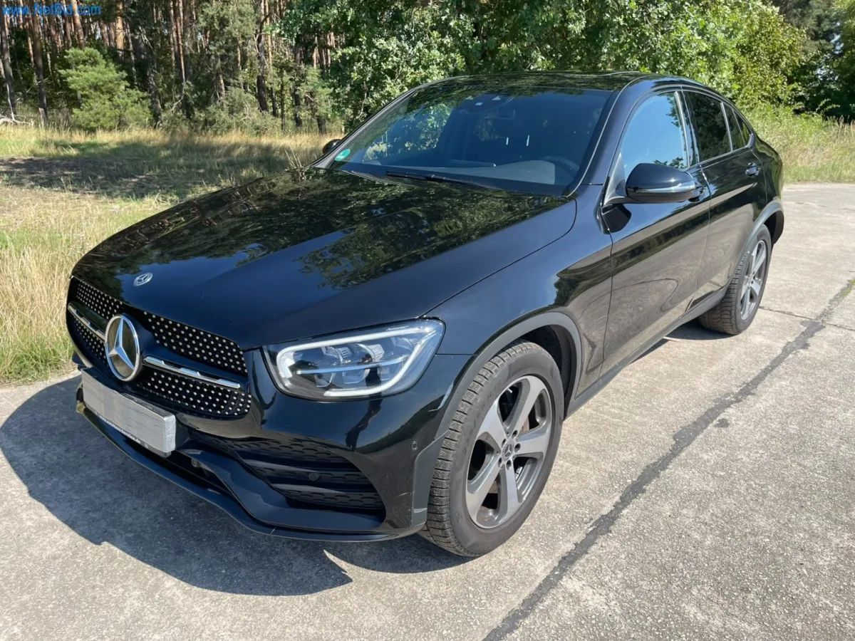 Pkw/Coupé Mercedes-Benz GLC 300e 4 Matic