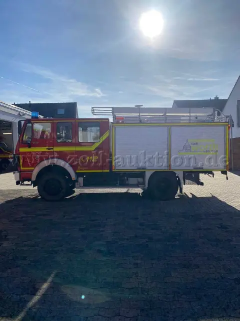 1 Hasičské vozidlo LF 16-TS Daimler-Benz typ 1222 AF, nástavba Ziegler