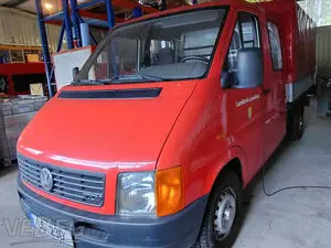 Nákladní automobil VW LT 35 2,5 TDI dvojitá kabina valník