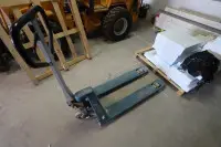 1 Gabelhubwagen