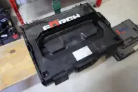 1 Transportbox mit Ihnalt an div. Schaluchschellen
