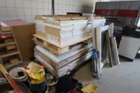 24 межкомнатных дверных полотна