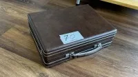 1 проигрыватель виниловых пластинок Wilson Diplomat