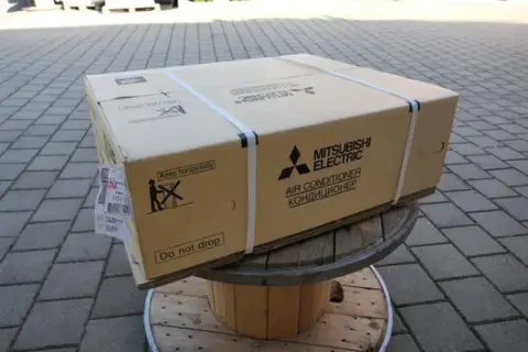 Mitsubishi airconditioning SLZ-M25FA