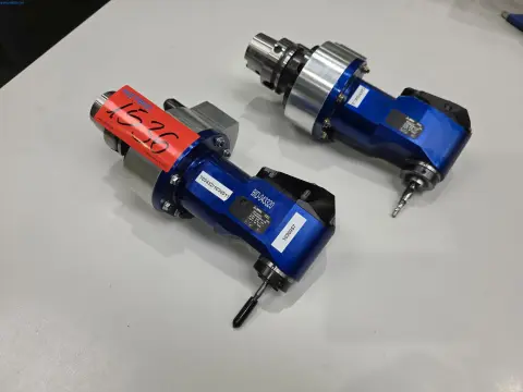 2 aangedreven HSK-A63 gereedschappen/hoekunits 90° Benz