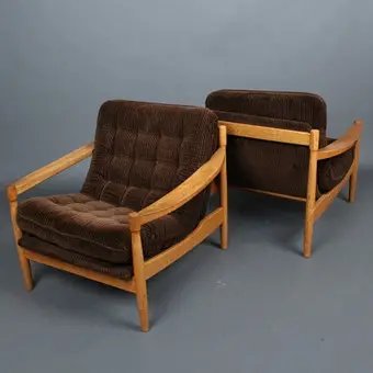 Pair of Scandinavian easy chairs from the 1970s, cord, oak.