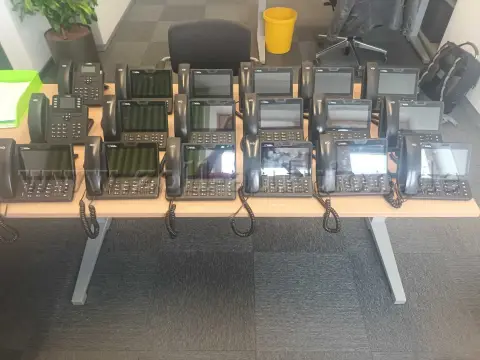 18 телефонов Sip тип WP 600 A, WP 480 G, WP 410