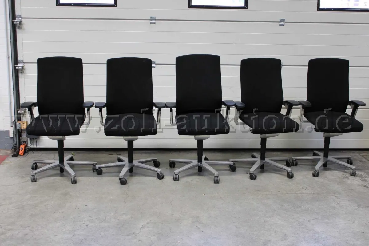 5 chaises de bureau pivotantes Wilkhahn, modèle ON, tissu, noir, d'occasion