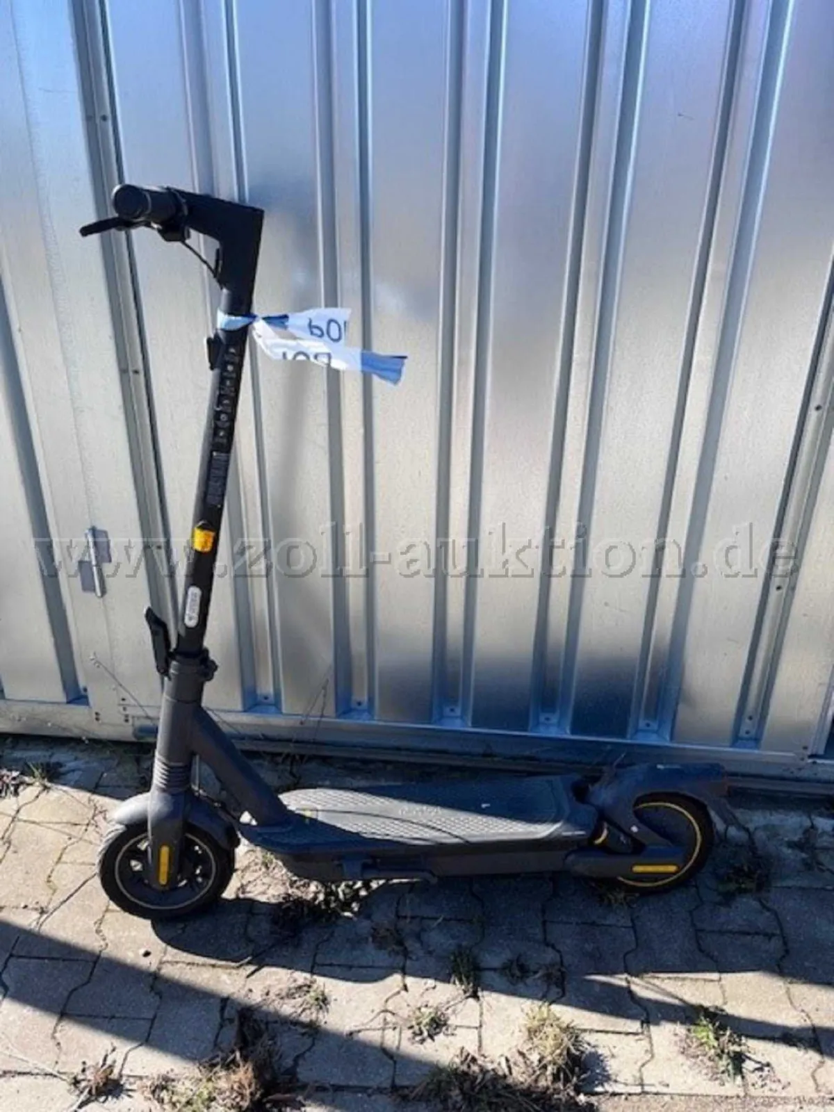 1 E-Scooter NINEBOT MAX G2 D powered by Segway, 10 Zoll