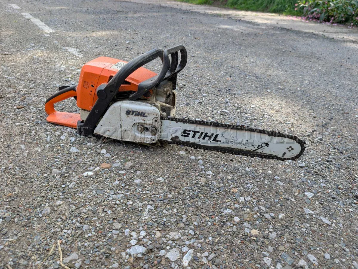 1 Řetězová pila Stihl 039