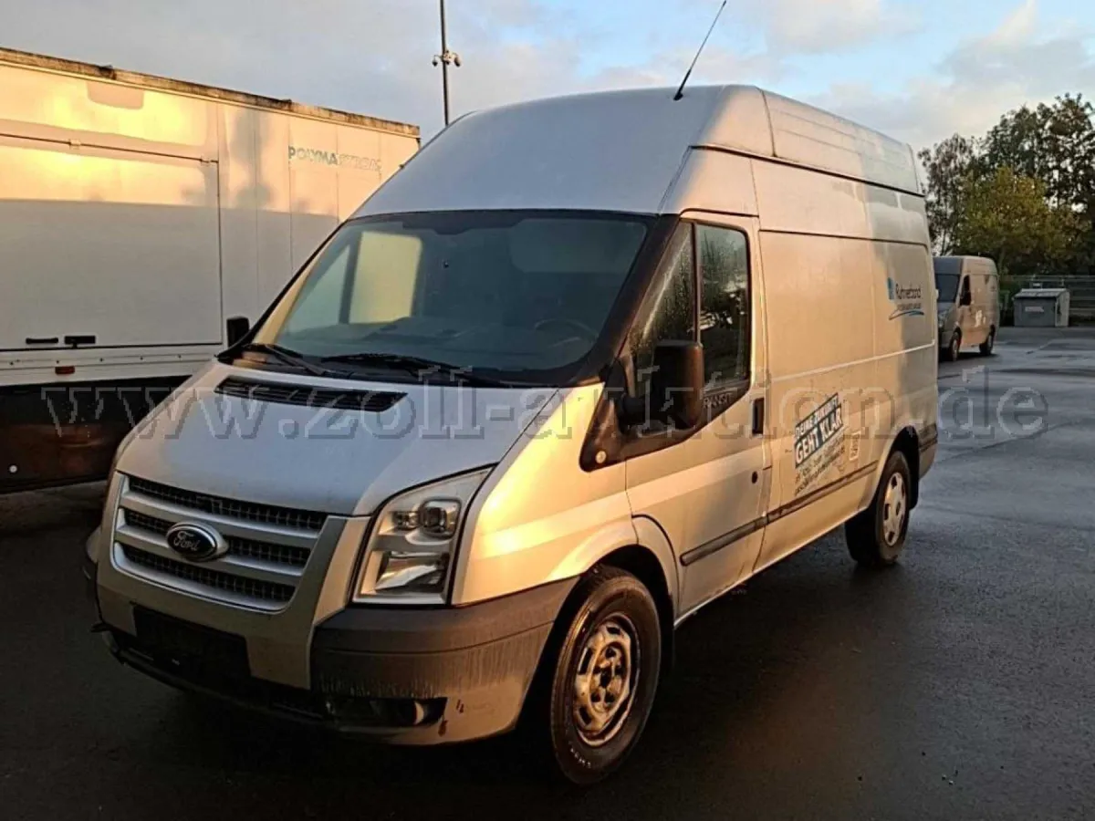 1 Ford Transit box van not roadworthy