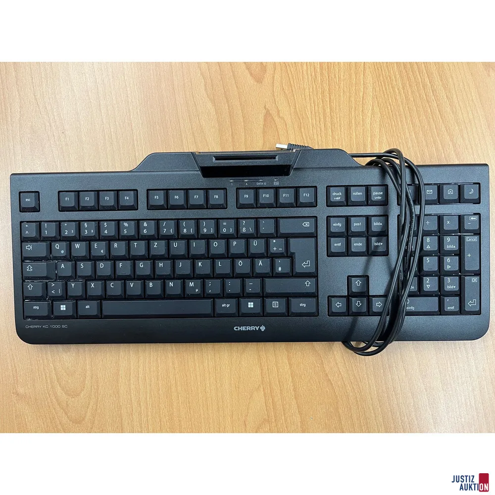 Klávesnice Cherry s integrovanou čtečkou karet černá
