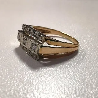 Ring mit 3 Brillanten von ca. 0,15ct u. 10 kl. Diamanten