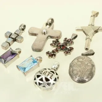 8 Kettenanhänger in 925er Silber