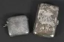 Cigarette case and match case – 925 silver, approx. 92 g, match box with engraved decorations, L= 4.5/8 cm, hallmark: Birmingham 1904/05