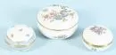 Lidded boxes, 3 pieces – porcelain, hand-painted, various decors, D= 7/9.5 cm, 2x "Vienna", 1x "Meissen swords (1st choice)"