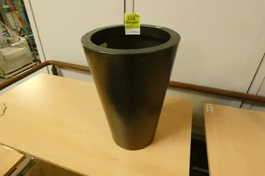 Pojemnik z blachy